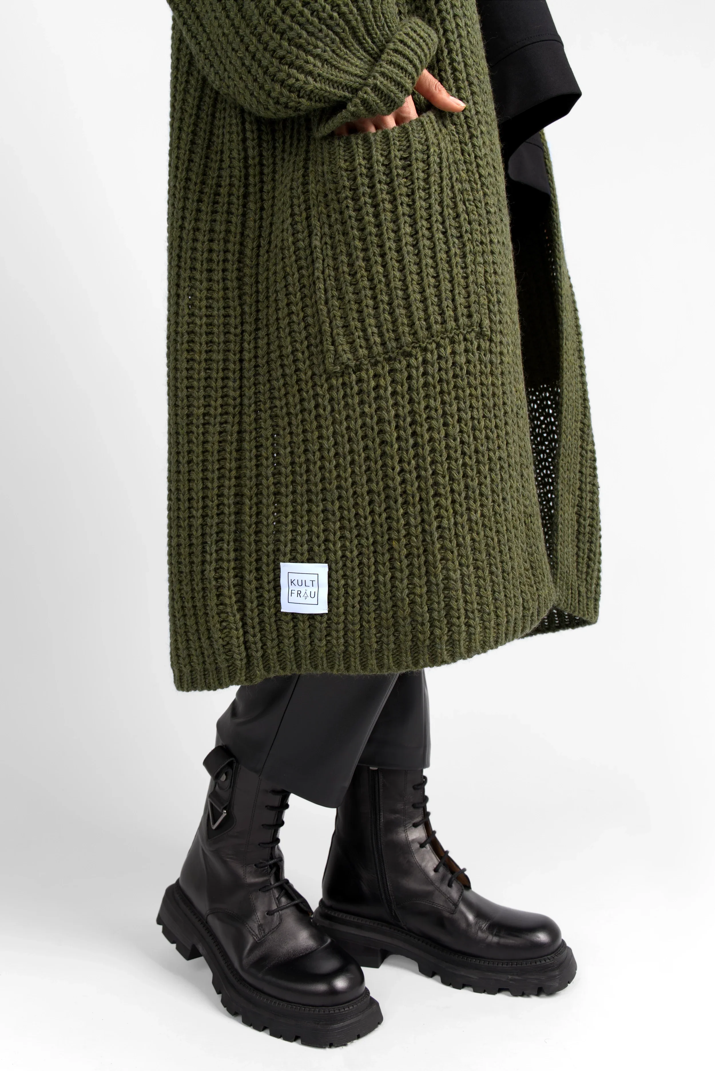 LOLLYTA Strickcardigan oversized grün mit Taschen und lockerem Schnitt