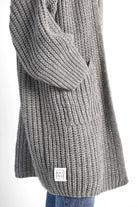 LOLLYTA Strickcardigan oversized grey knit cardigan with patch pockets and rolled sleeves