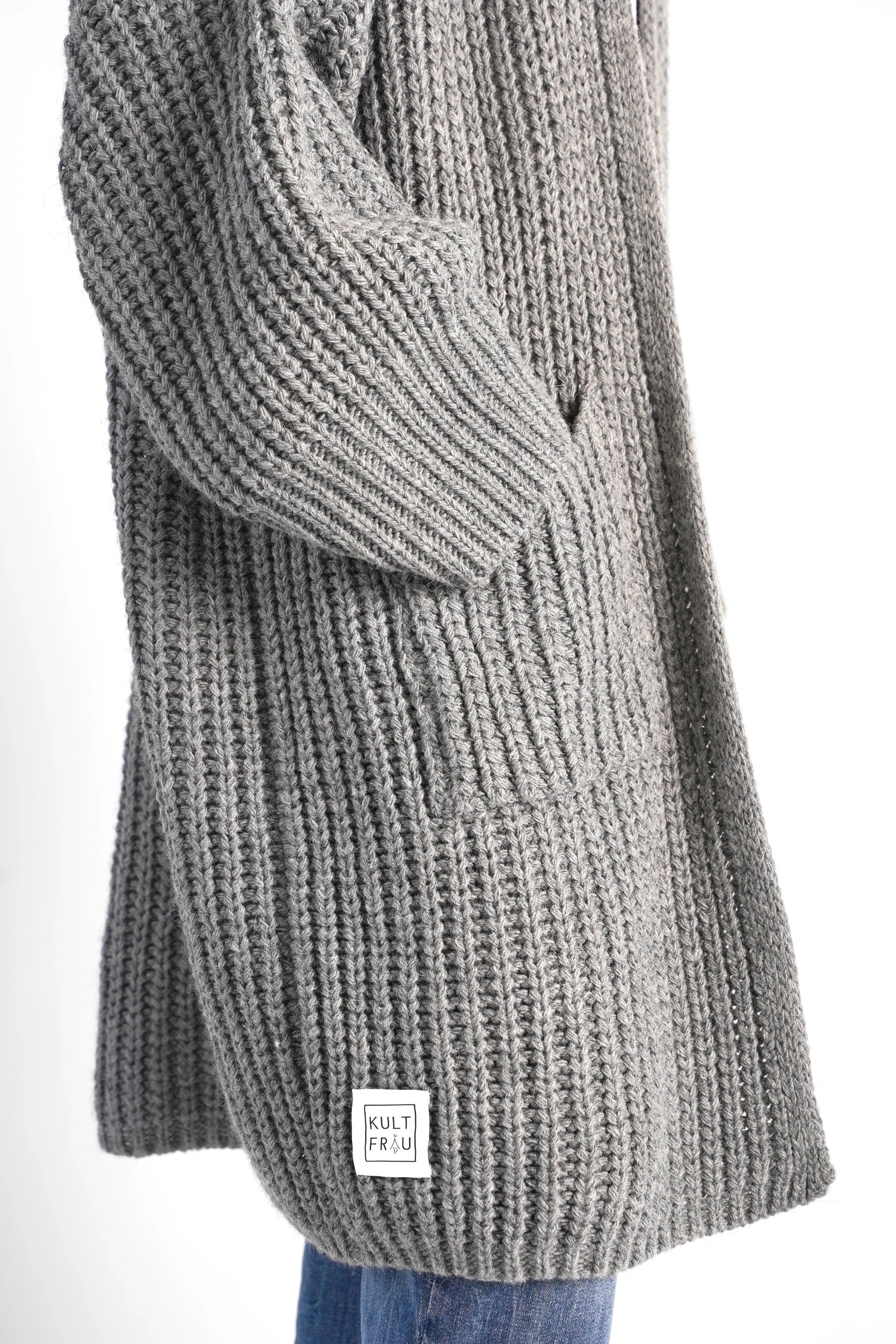 LOLLYTA Strickcardigan oversized grey knit cardigan with patch pockets and rolled sleeves