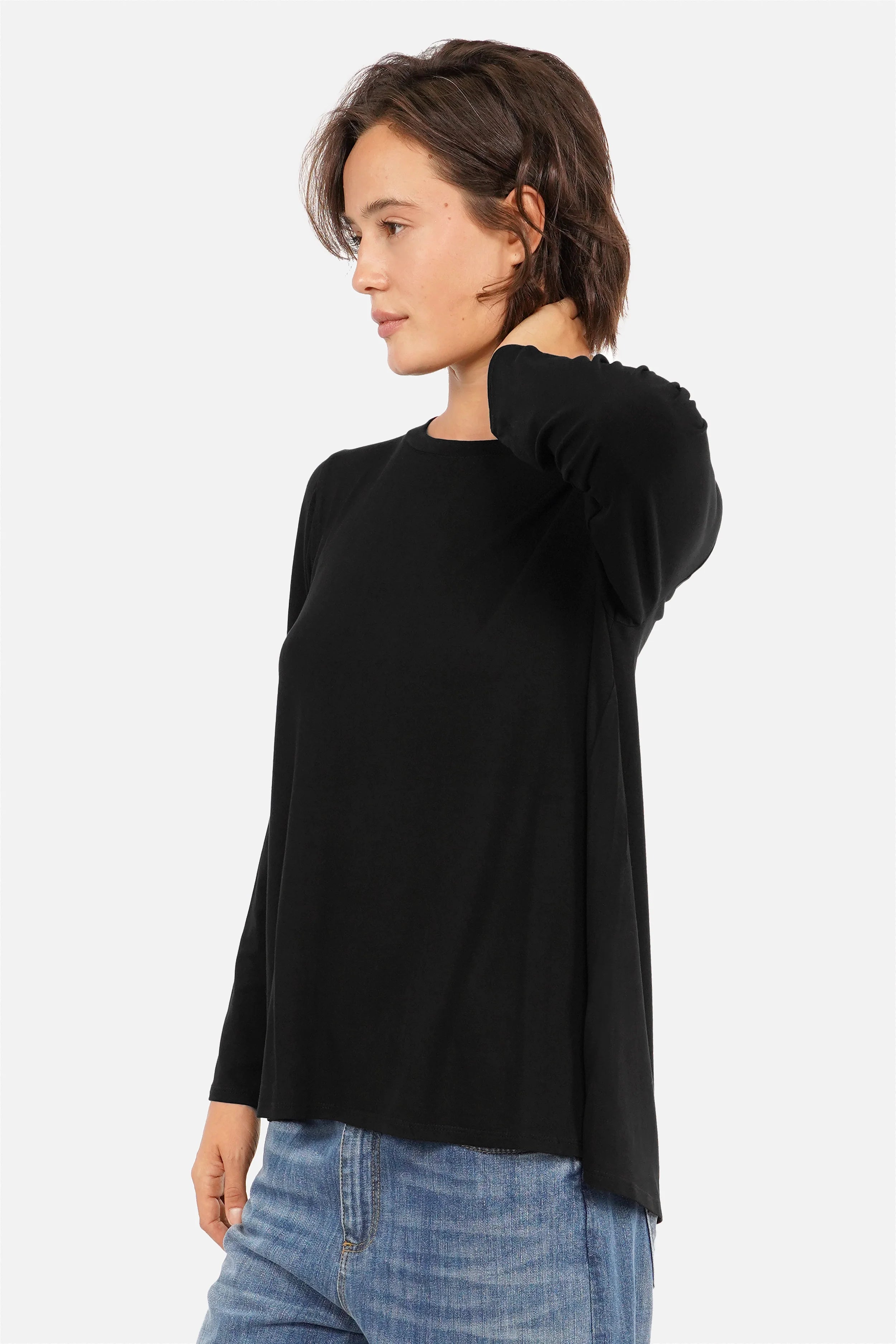 Weiches Longsleeve aus Viskose-Jersey mit Rückenfalte und Rundhalsausschnitt in A-Linie