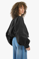 Damen Crinkle Bluse mit Ballonärmeln und Rundhalsausschnitt aus Baumwoll-Mix
