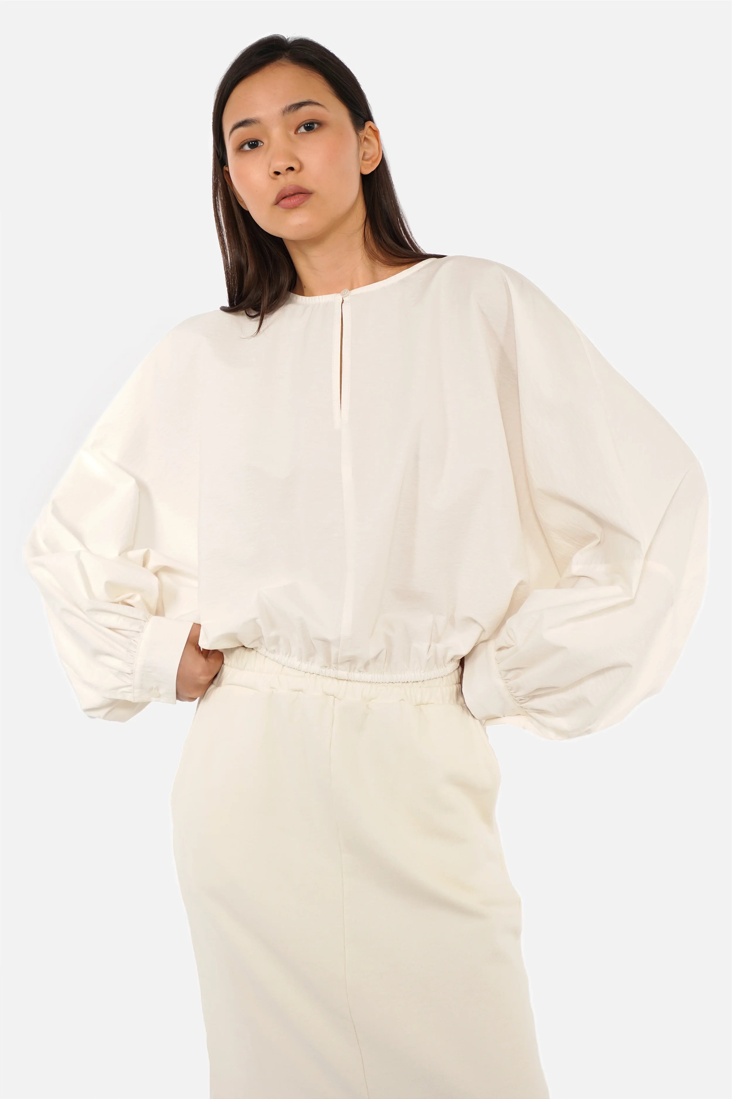 Crinkle Bluse mit Rundhalsausschnitt und Ballonärmeln aus Baumwoll-Mix