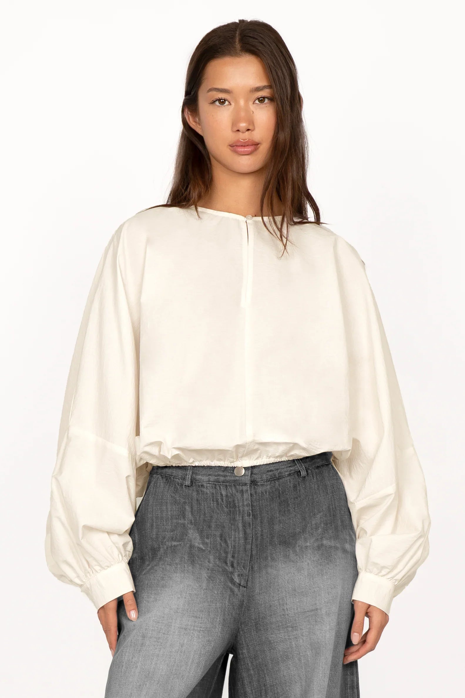 MILLIE Crinkle blouse with balloon sleeves, elastic waistband, cropped loose fit in white cotton blend