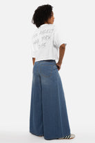 MINAI T-Shirt aus reiner Baumwolle mit Backprint, Rundhalsausschnitt und loose Fit