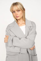 MONDY.K Oversize Sweatmantel light grey oversized jersey coat with large pockets and lapel collar