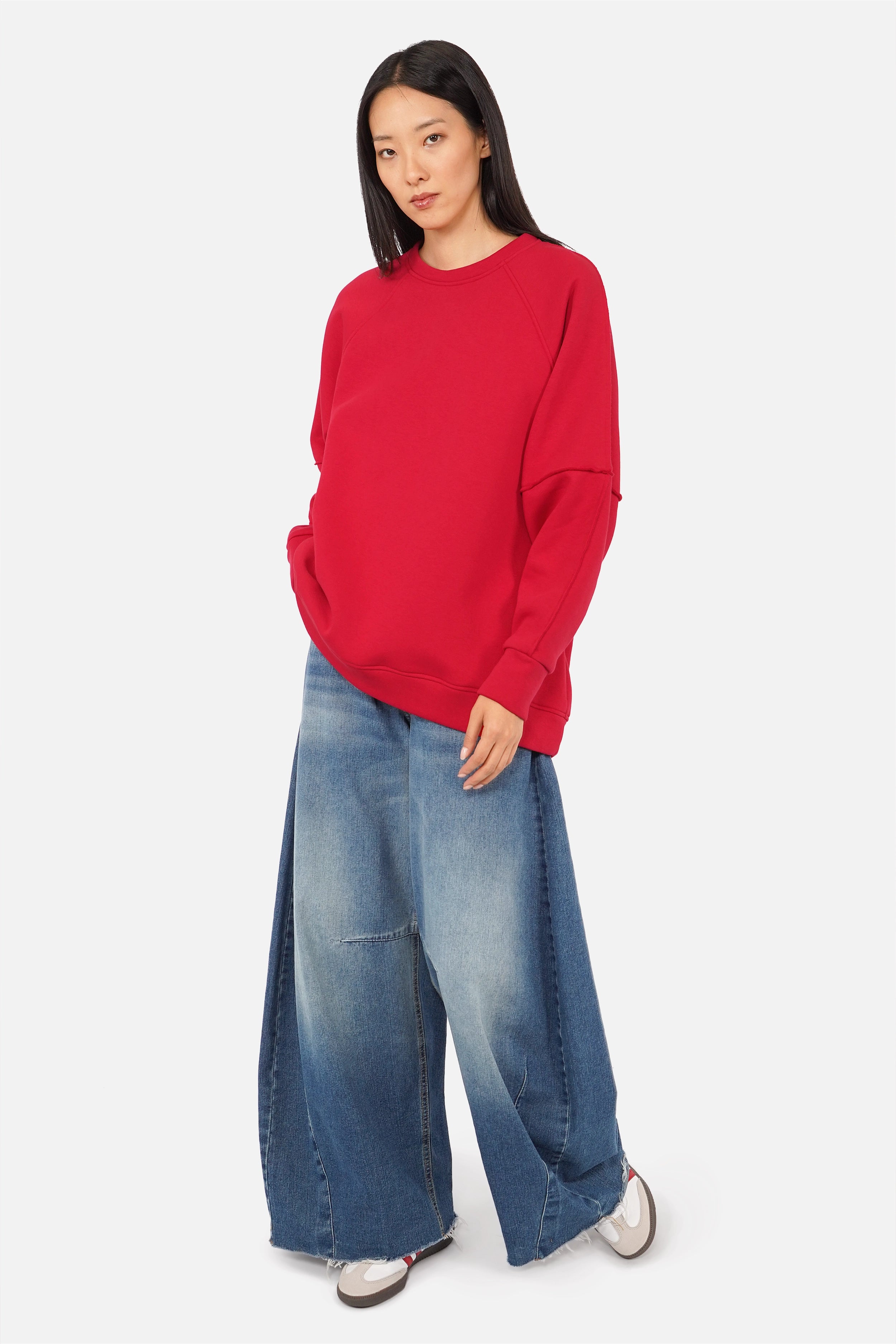 NAIRA Zacht geborstelde sweater met relaxte pasvorm