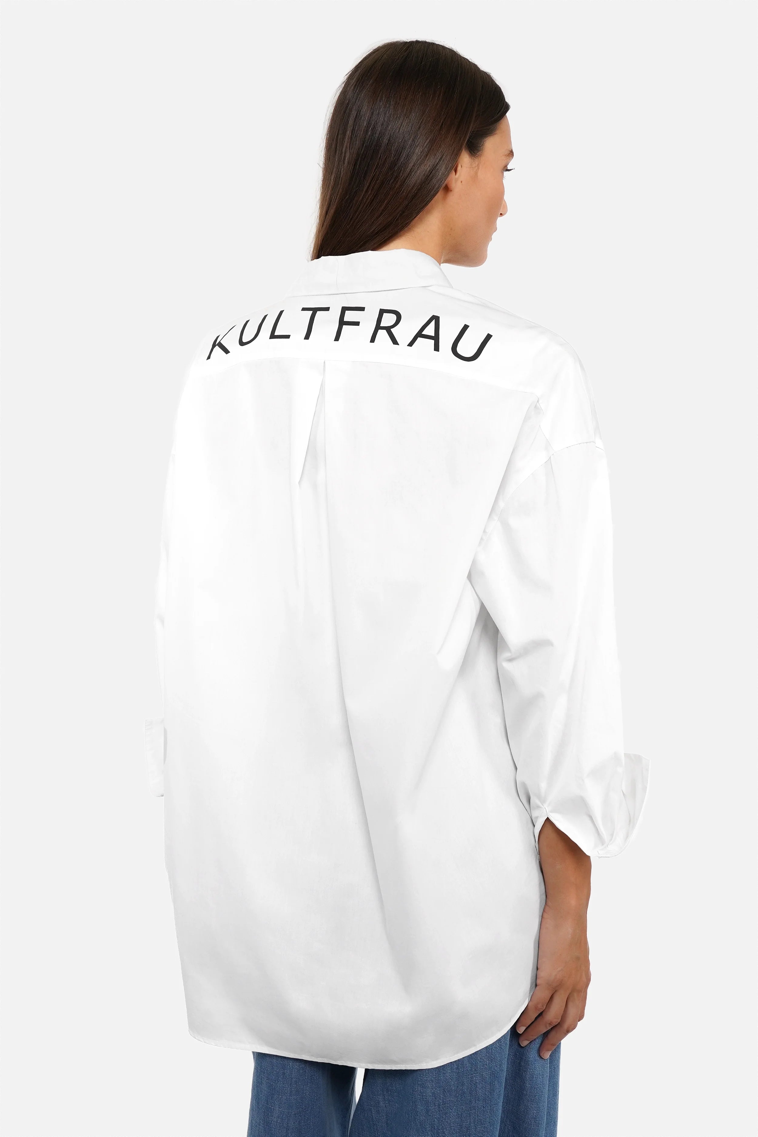 NATI Statement Oversize Popelin Hemd im Boyfriend-Fit mit großem KULTFRAU-Schriftzug und Brusttasche