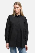 Weiche Relaxed Bluse aus Popeline mit verdeckter Knopfleiste, asymmetrischem Faltendetail und abgerundetem Saum