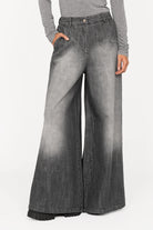 NEDY Wide Leg Hose washed black with wide silhouette and mid waist in soft cotton fabric