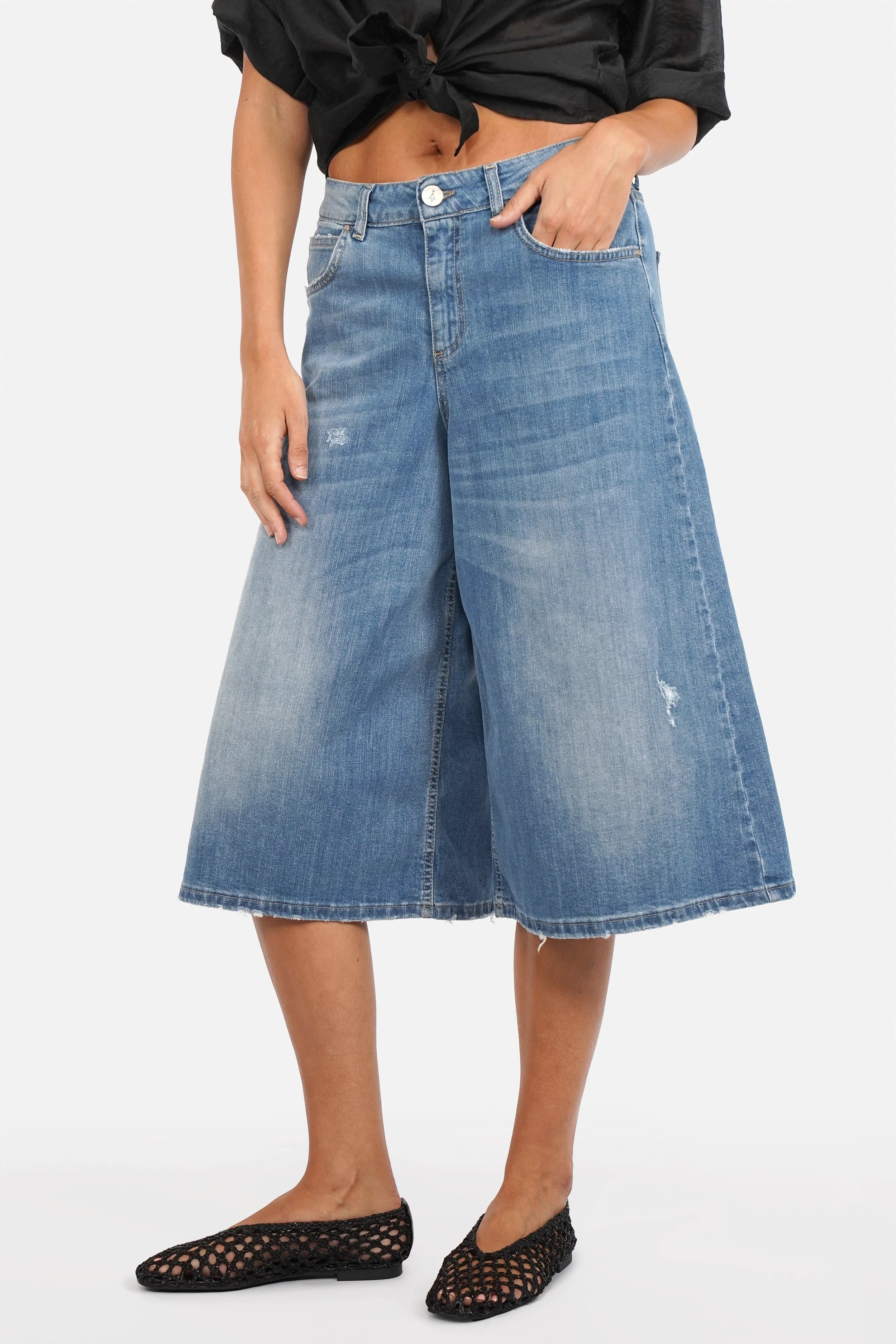 NELKA Weite Bermuda-Jeans