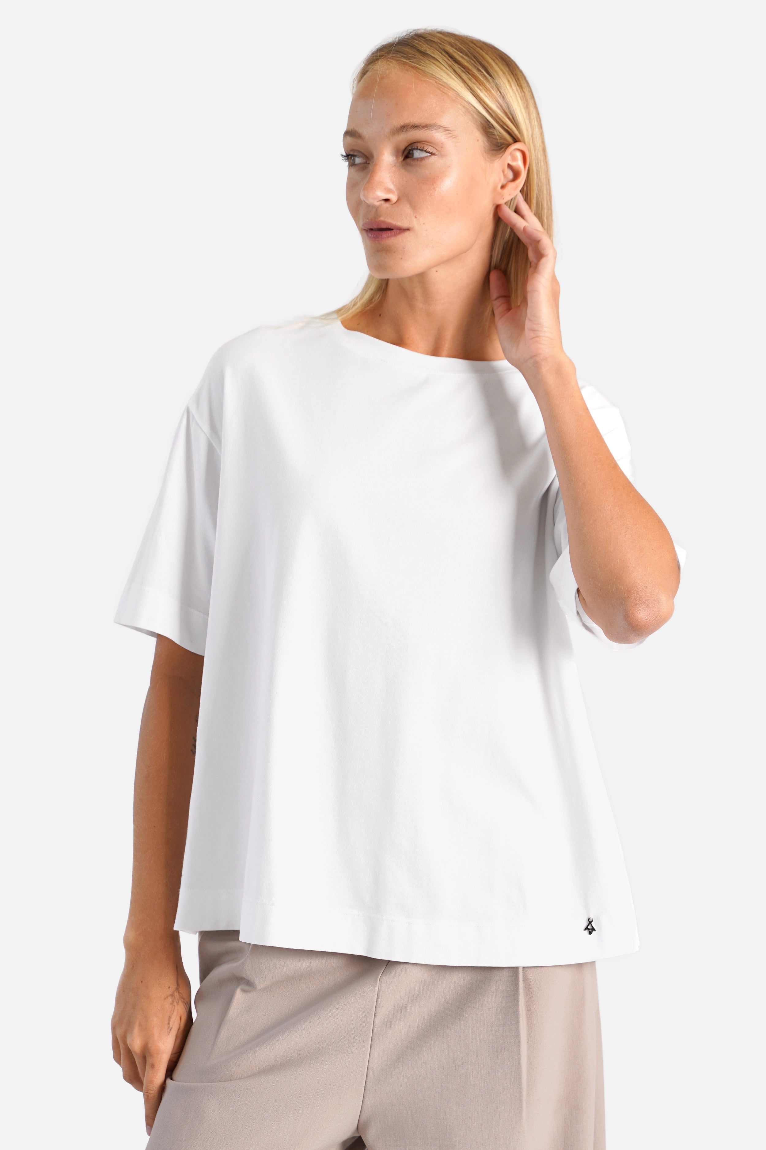 NITI.K T-Shirt