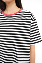 NITI.K T-Shirt elastischer Baumwolljersey mit Rundhalsausschnitt und kastiger Passform