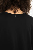 Mittelschwere Viskosenjersey NIVKA Jersey Maxikleid mit Rundhalsausschnitt und seitlichen Eingrifftaschen