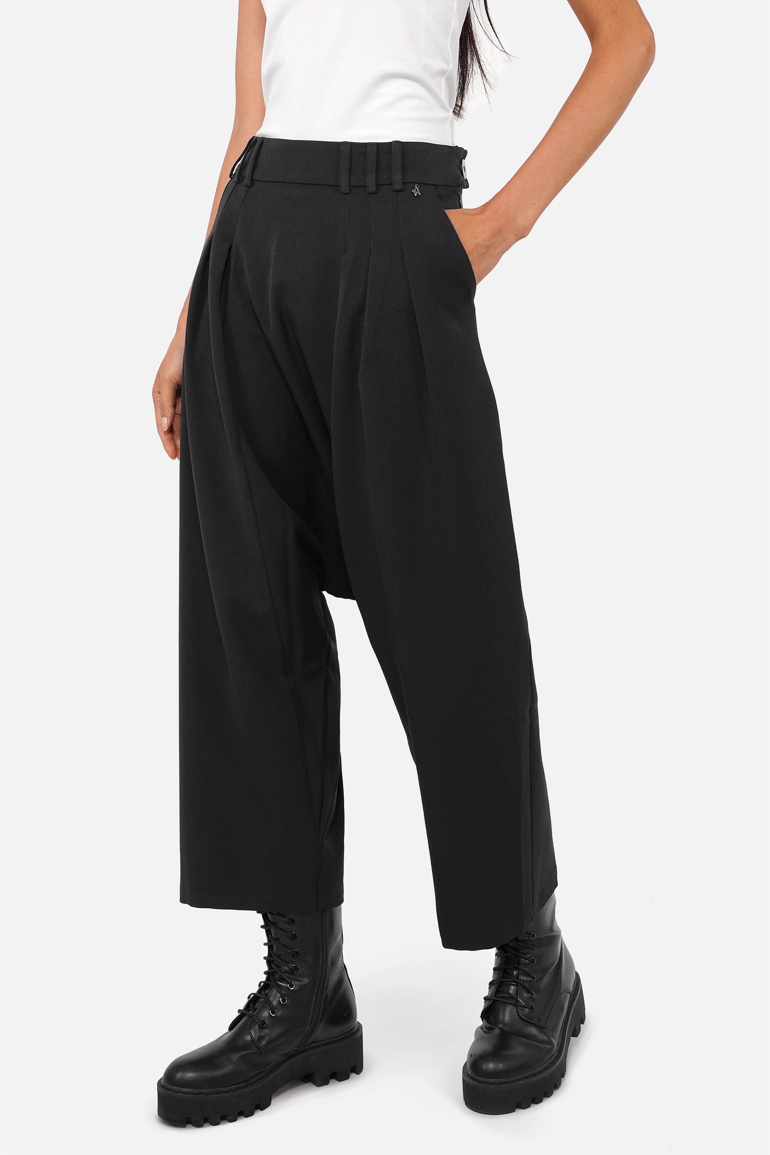 NURY avant-garde low-crotch trousers