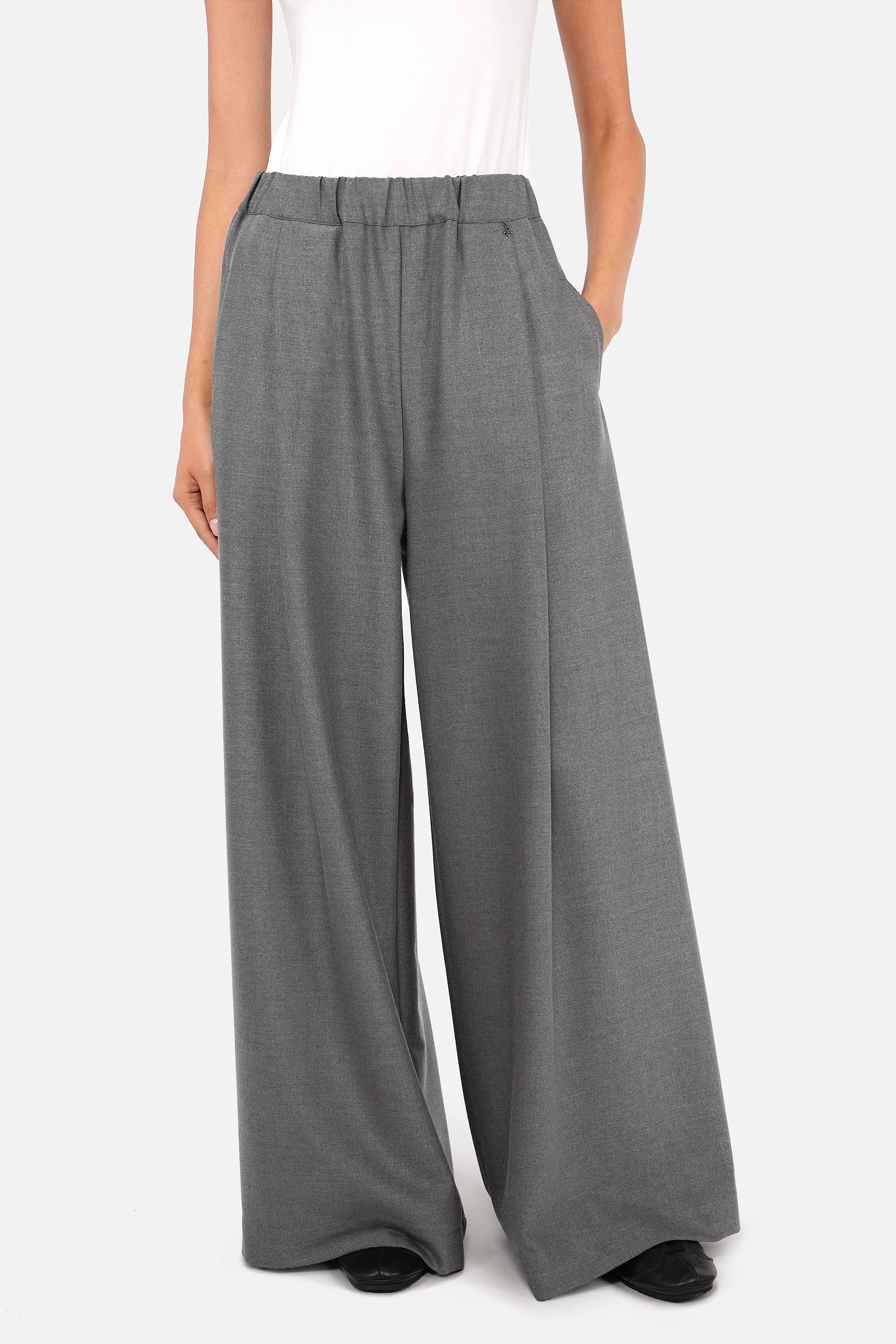 ORELIIA Wide Leg Trousers