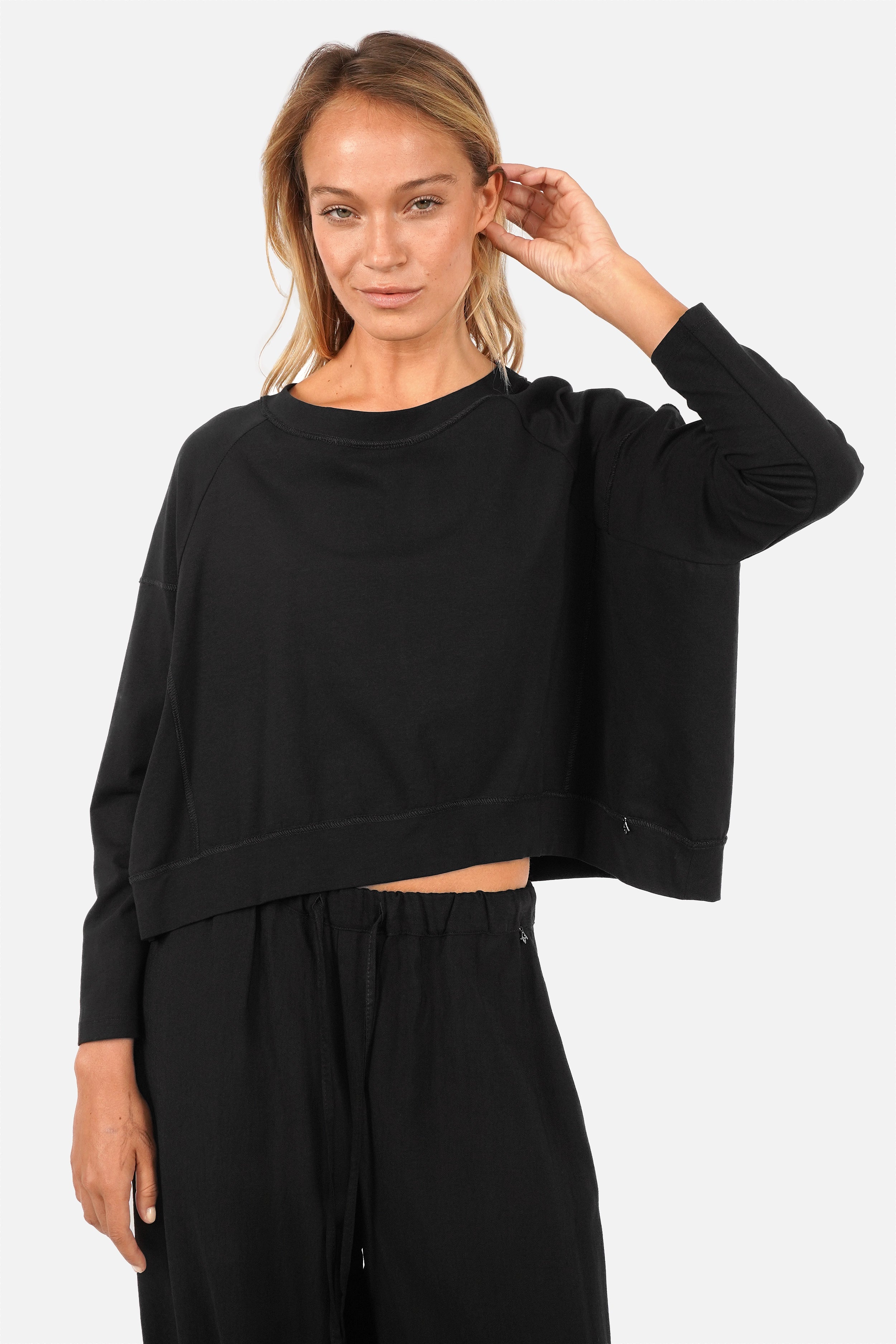 OSASU cropped longsleeve