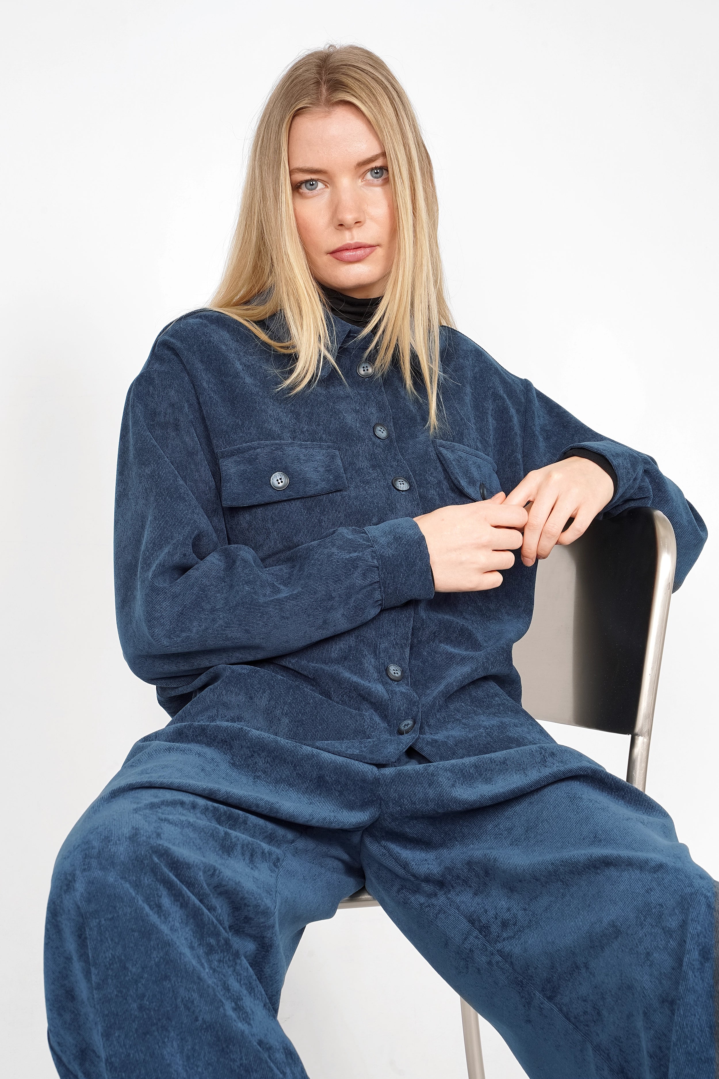 POULA Cord Overshirt