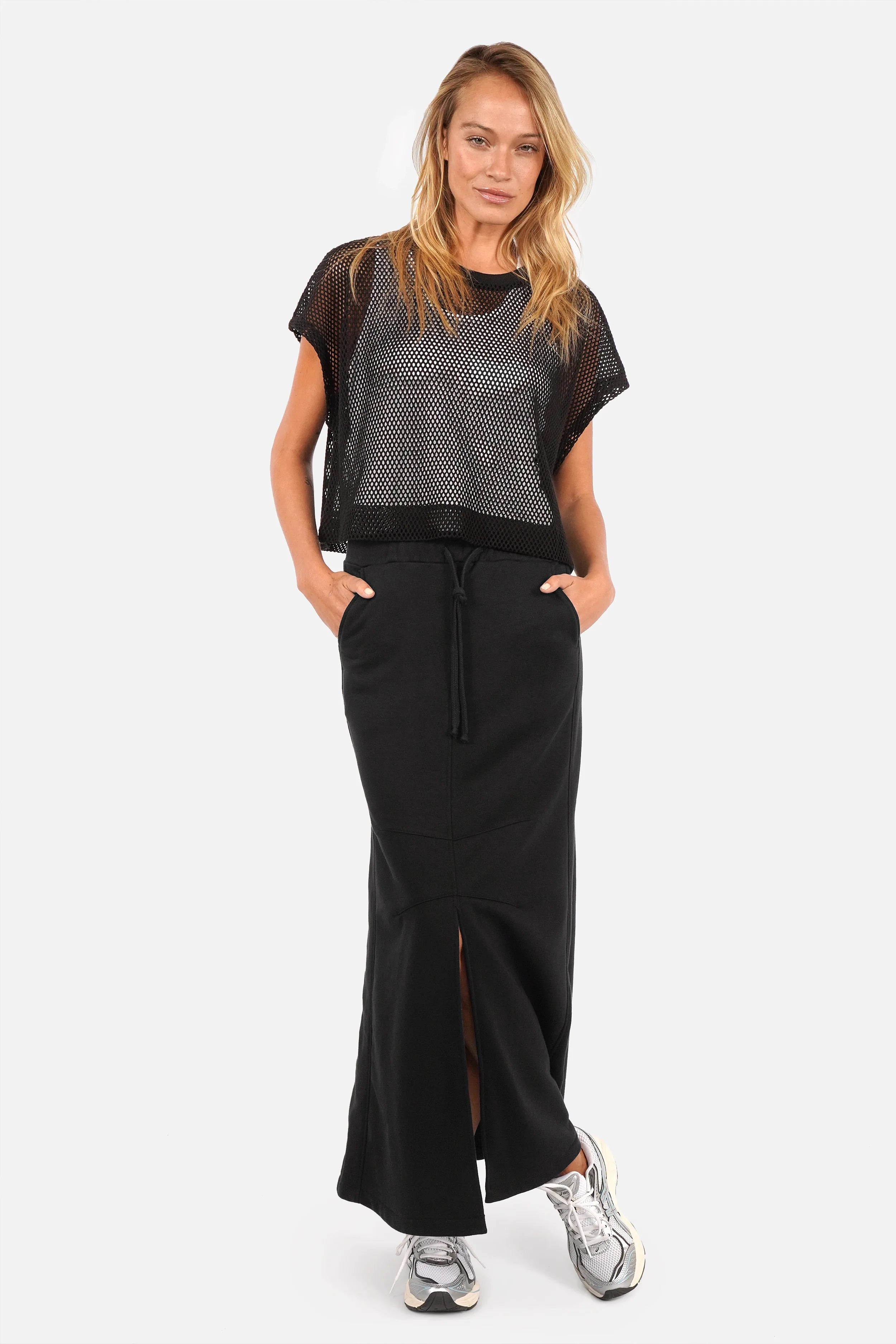 Maxi Sweatrock aus Sweatstoff mit Gummibund und Kordelzug, seitlichen Taschen und Mermaid Shape