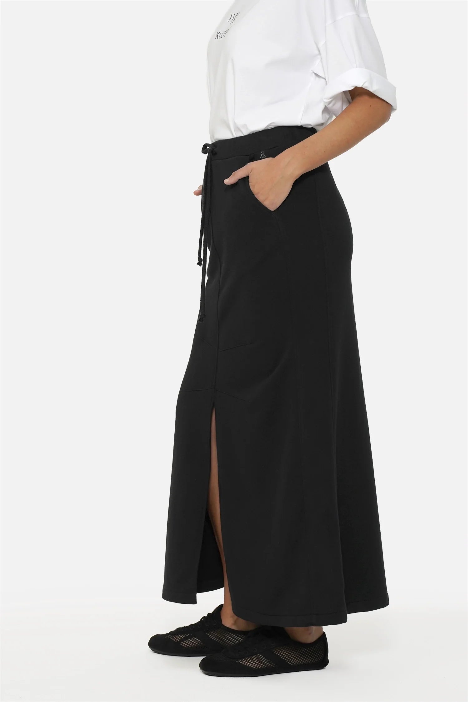 Maxi Sweatrock RONELA aus kompakter Sweatstoff mit Gummibund, Kordelzug und Mermaid Shape