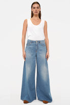 SYLA Wide Jeans light denim faded mid-blue with tobacco contrast stitching high waist wide leg extra long leg five-pocket design