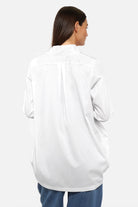 TAMIDA Oversized Hemdbluse mit asymmetrischer Knopfleiste aus Baumwoll-Polyamid-Mix in leichter, strukturierter Qualität