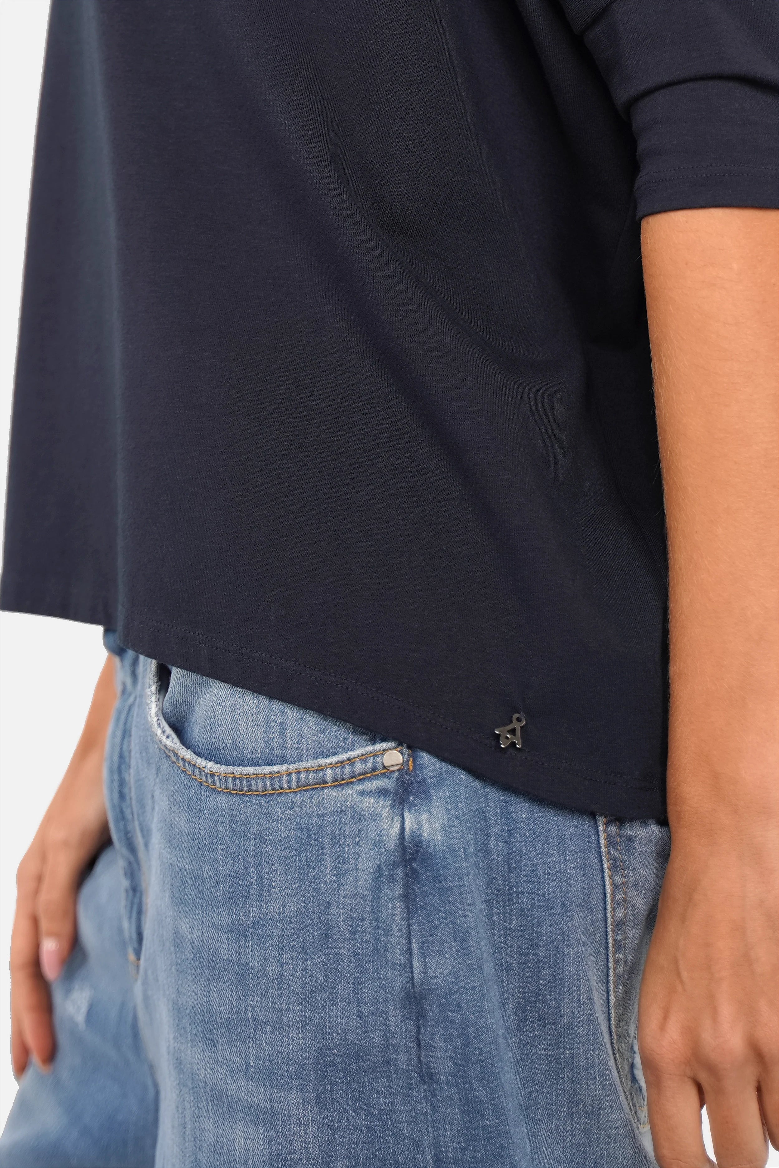 TAMI.K Blusenshirt aus hochwertiger Baumwolle mit Rundhals und weitem Kastenform-Schnitt in tiefen Farben