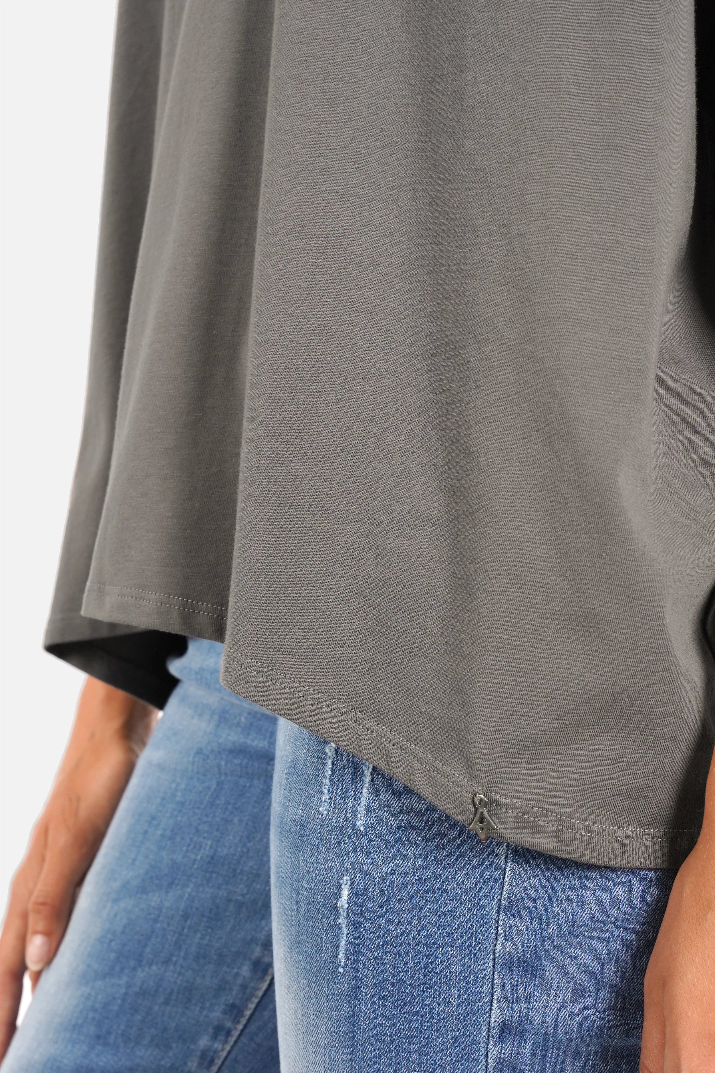 TAMI.K Blusenshirt aus hochwertiger Baumwolle mit lockerem, kastigem Schnitt und rundem Halsausschnitt