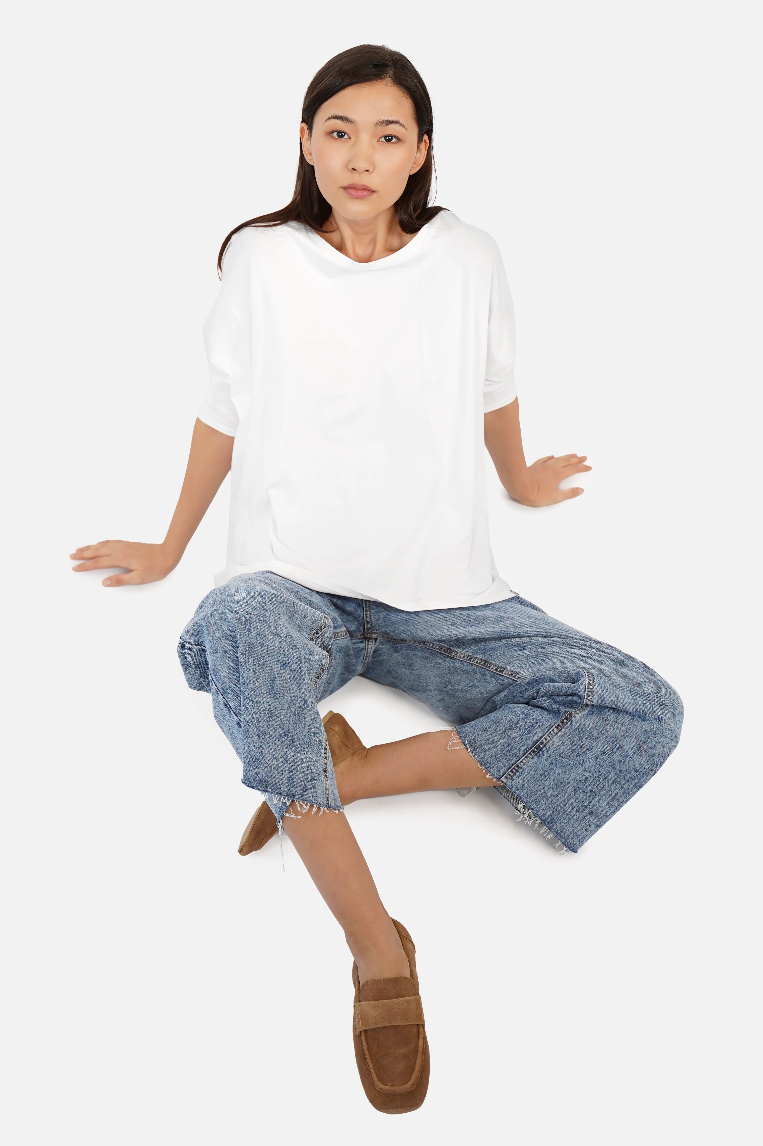 Locker fallendes TAMI.K Blusenshirt aus hochwertiger Baumwolle mit Rundhals und weitem Schnitt