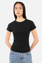 TASYA geripptes Shirt aus weichem Ripp-Jersey mit Rundhalsausschnitt und Slim Fit