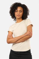 TASYA Geripptes T-Shirt soft ribbed jersey slim fit round neckline seamless sleeves decorative seams rounded hem size XS model 1.75m