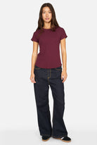 TASYA Geripptes Shirt aus weichem Ripp-Jersey mit Rundhalsausschnitt und Slim Fit