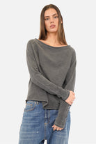 TEHI Longsleeve in fiammato cotton slub jersey with round neckline and extra-long raglan sleeves, regular fit