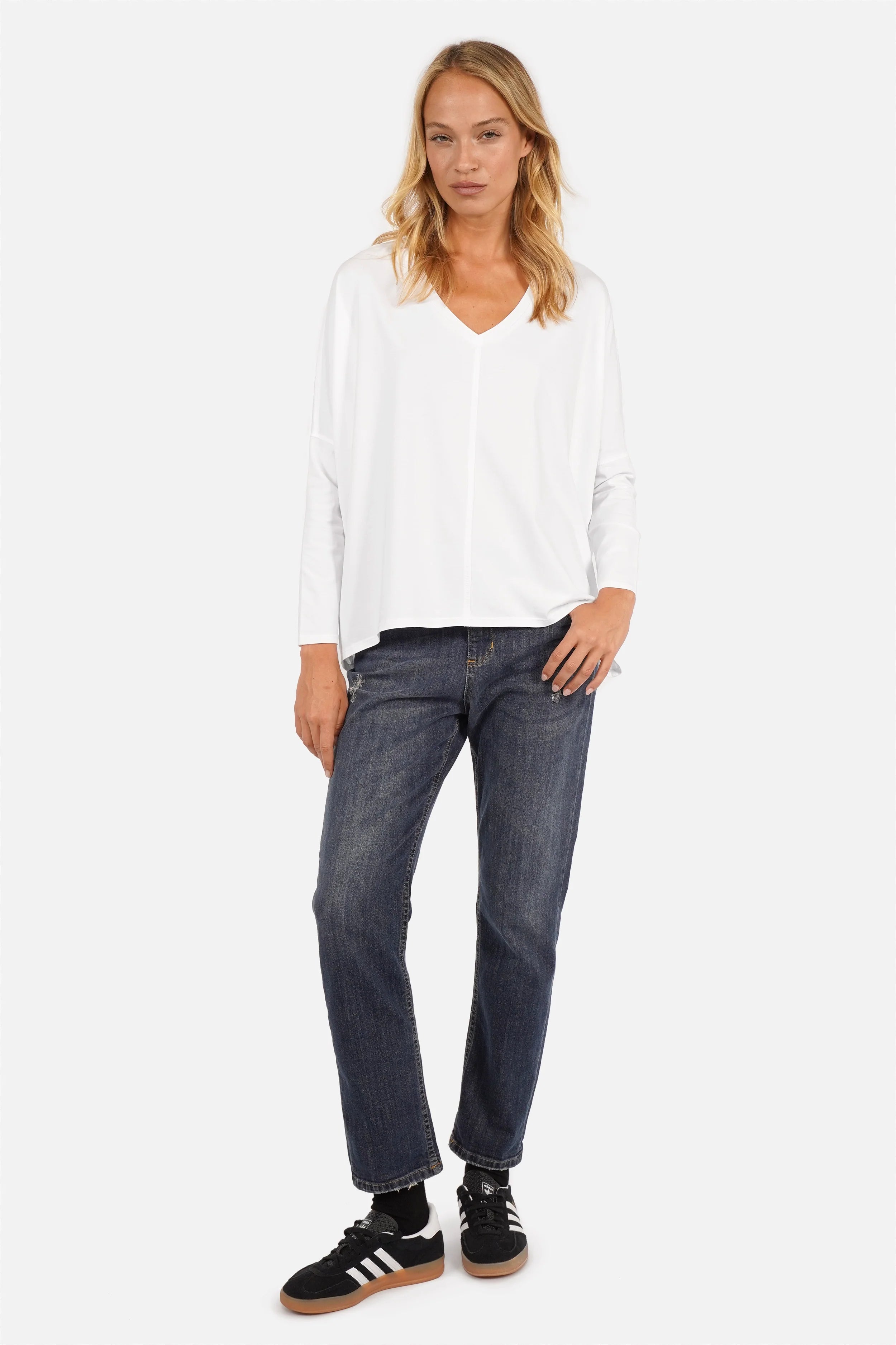TIDA Blusenshirt Langarm aus weicher Baumwolle mit V-Ausschnitt und weitem Relaxed Fit