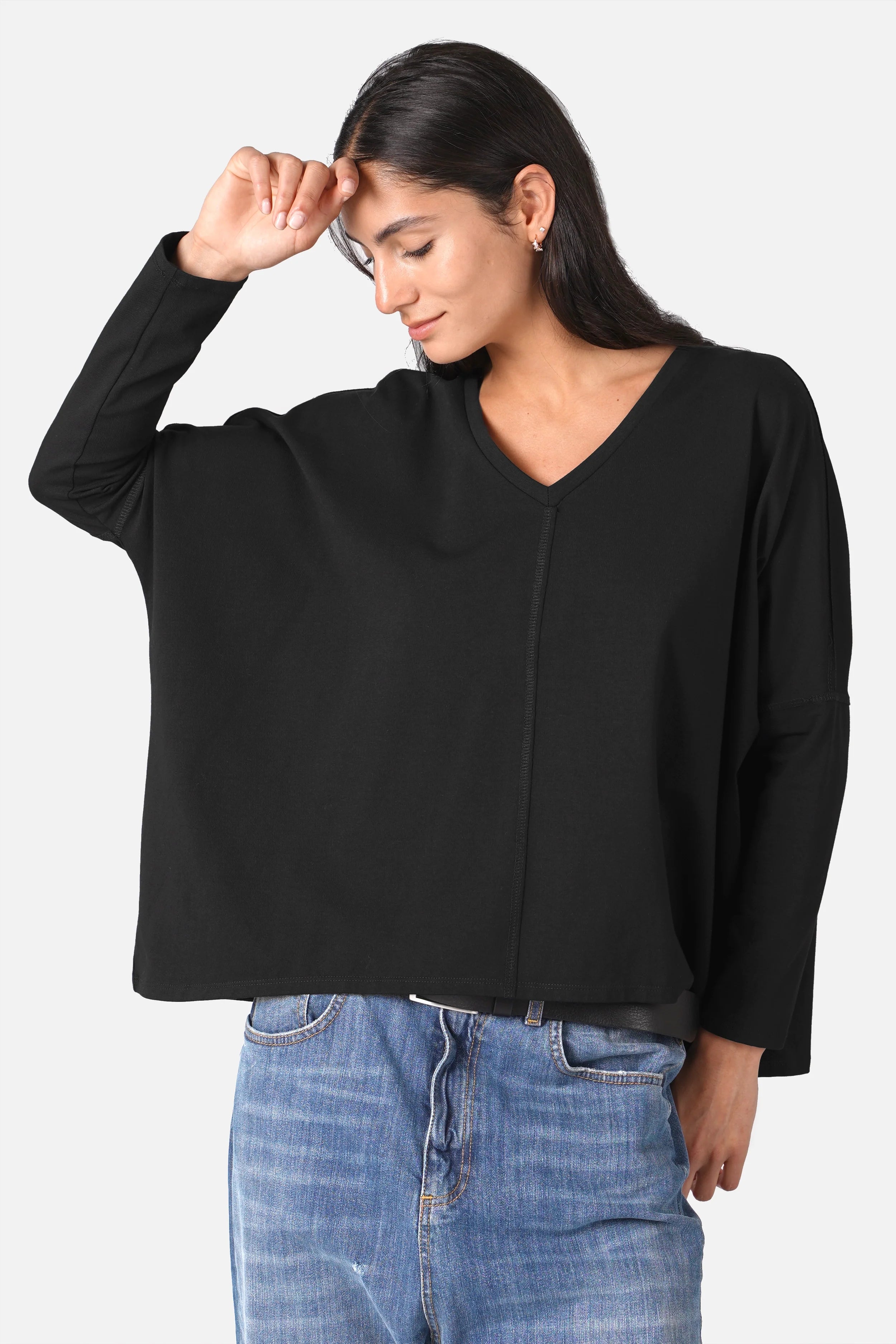 TIDA Blusenshirt Langarmshirt mit V-Ausschnitt und lockerer Kastenform aus hochwertiger Baumwolle in brillanten Farben