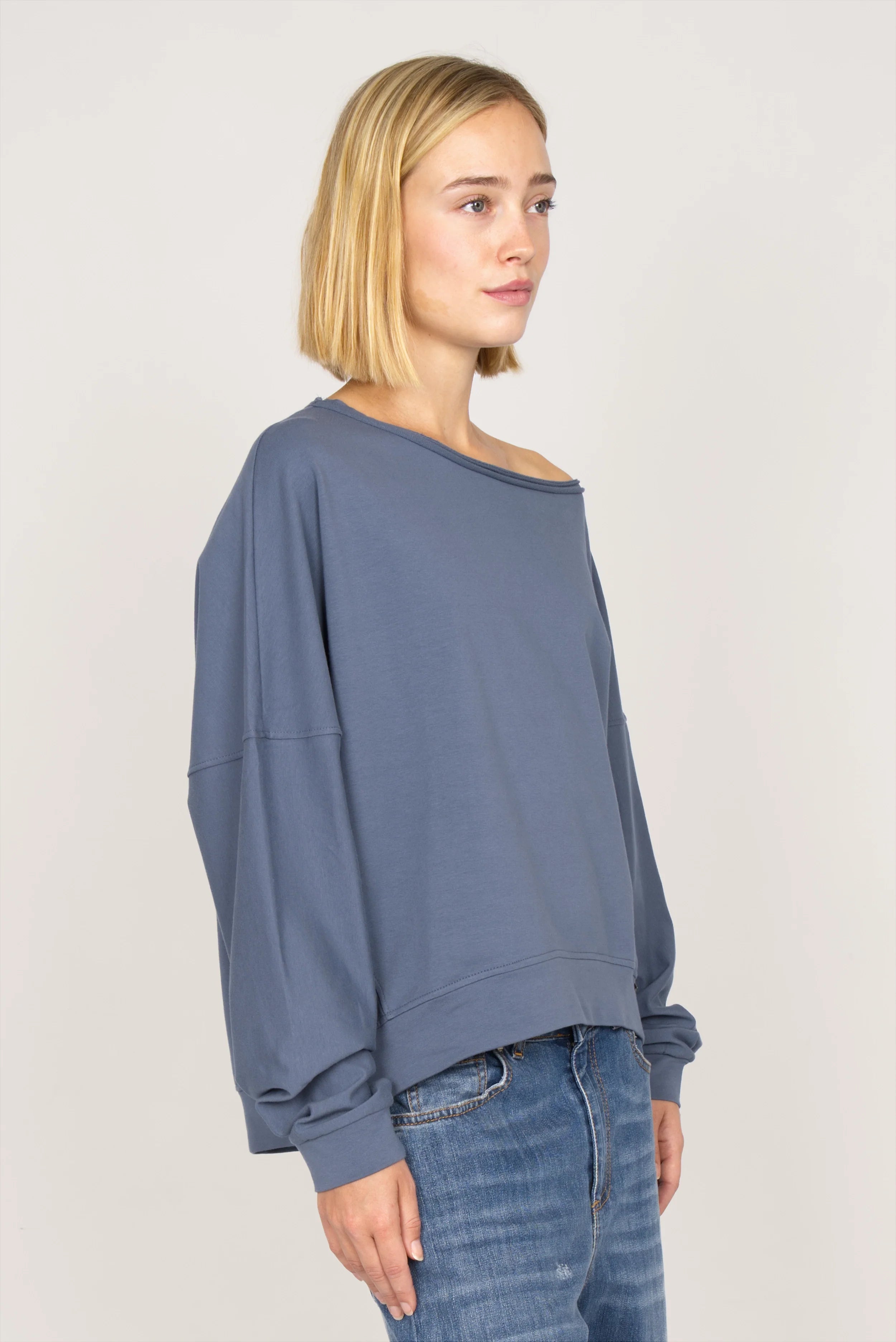Damen One Shoulder Sweater aus weichem Sweatstoff mit weitem Halsausschnitt und lockerem Schnitt