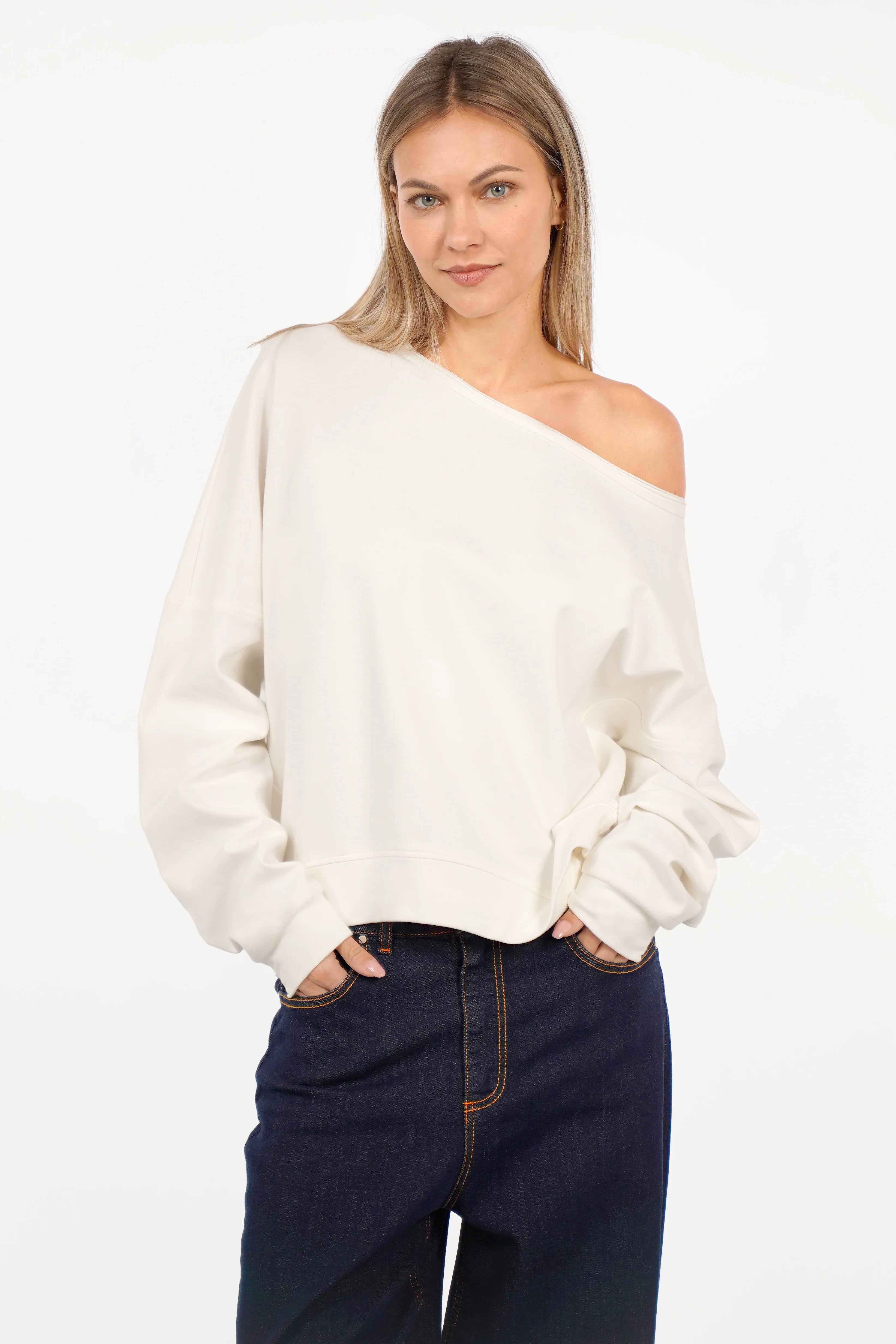 TIMAJ One Shoulder Sweater soft loose fit with extended sleeves and raw edge neckline