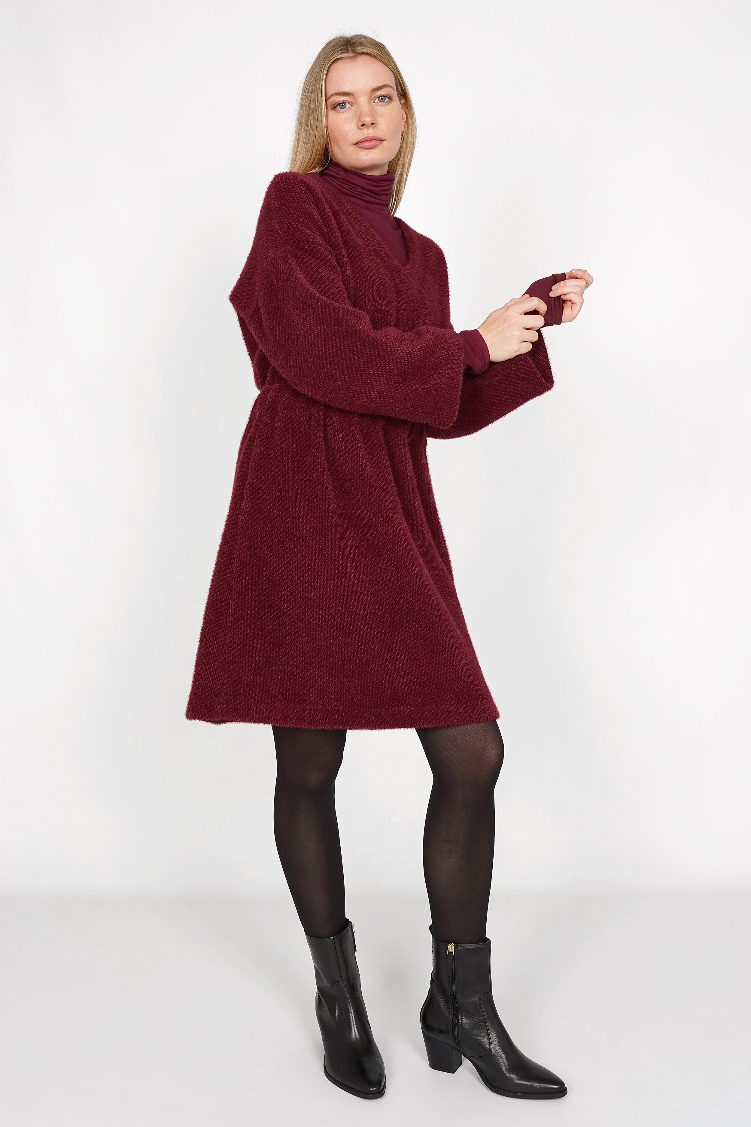 UJALE Kleid mit samtig-weicher Effektgarn-Struktur