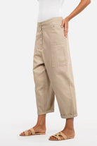 VIKADA Baggy Hose aus strukturierter Baumwolle im Denim-Look mit auffälliger Knopfleiste und lässigem Baggy-Schnitt