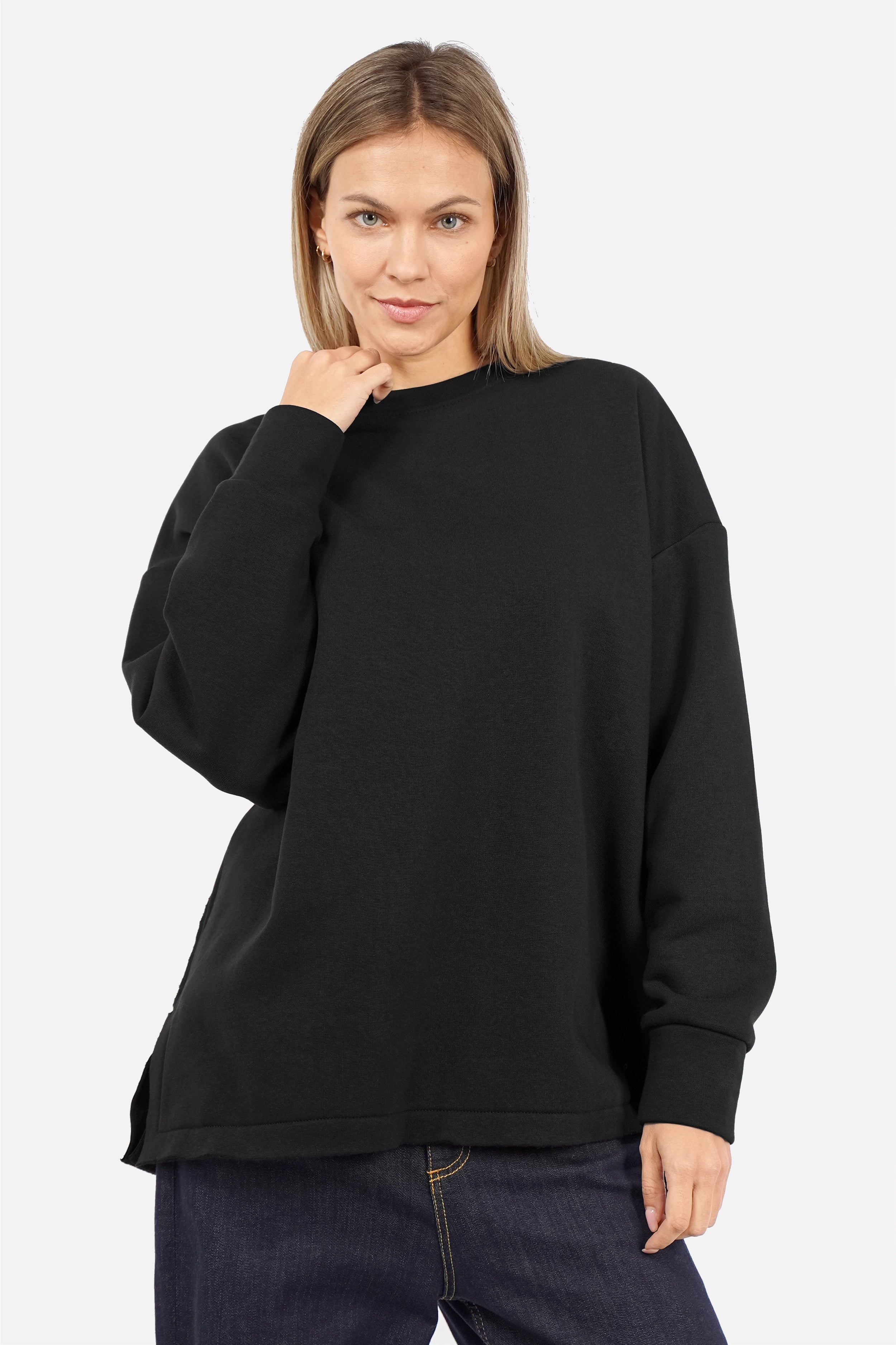 VIOLE Zacht geborstelde sweater met relaxte pasvorm en onafgewerkte details