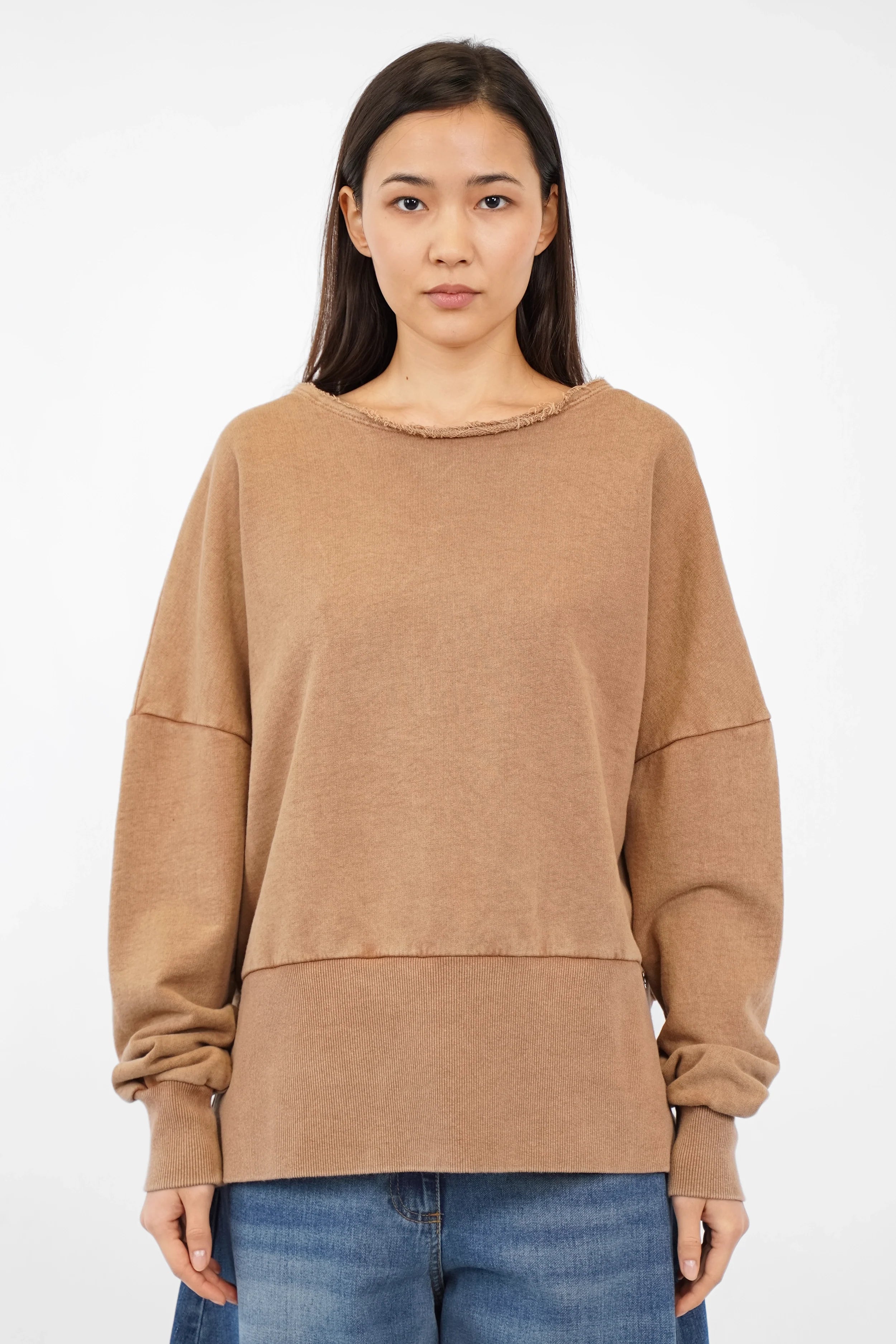 VIVIE Sweater oversized soft cotton with raw-cut neckline and cult print on back