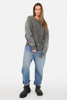 VIVIE Sweater oversized soft cotton with raw-cut round neckline and cult print on back