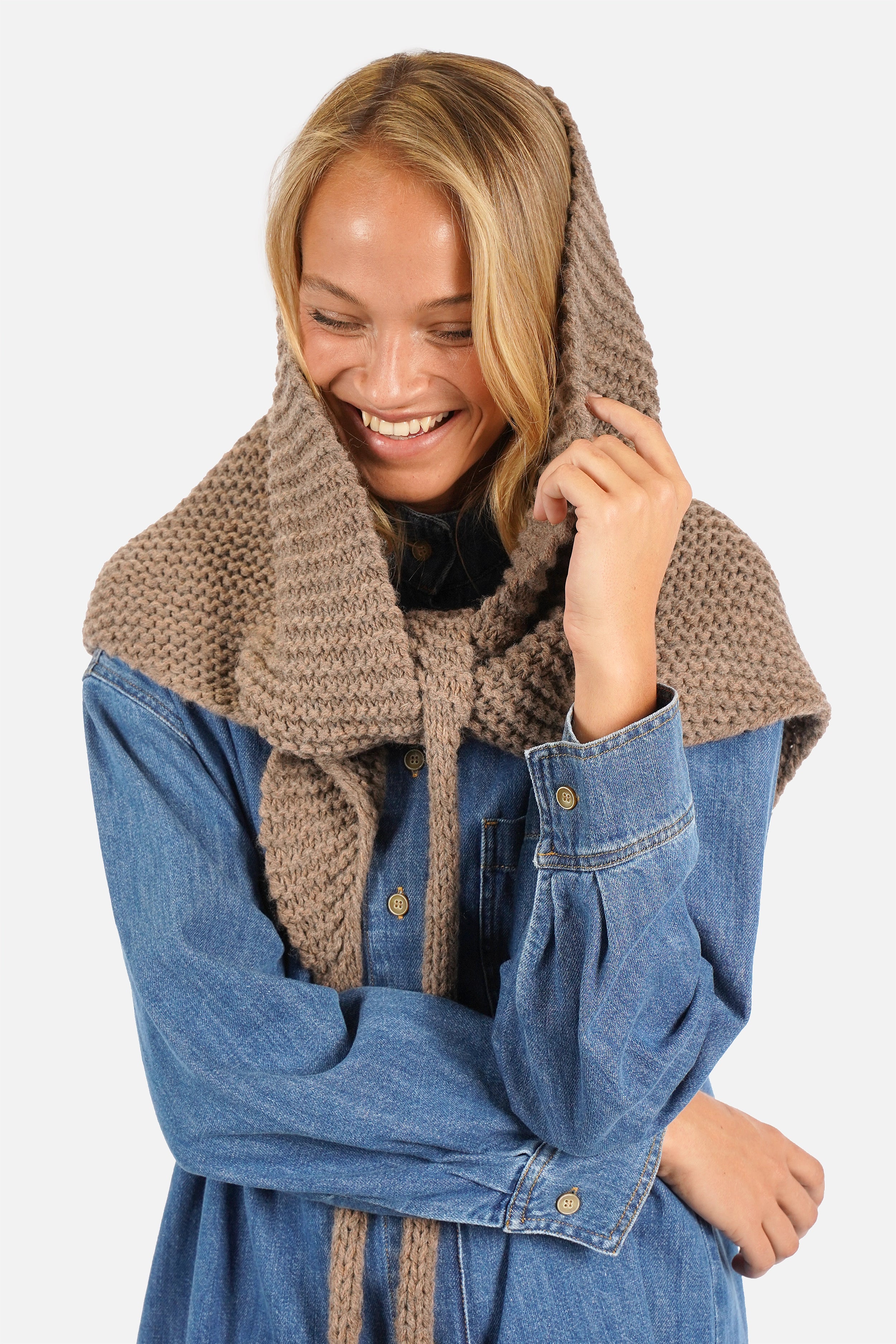 YVELI Chunky-Knit Triangle Scarf with Ties