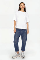 Mittelblaue Baggy Jeans mit Used-Effekten und lockerem Relaxed Fit für lässigen Boyfriend-Look